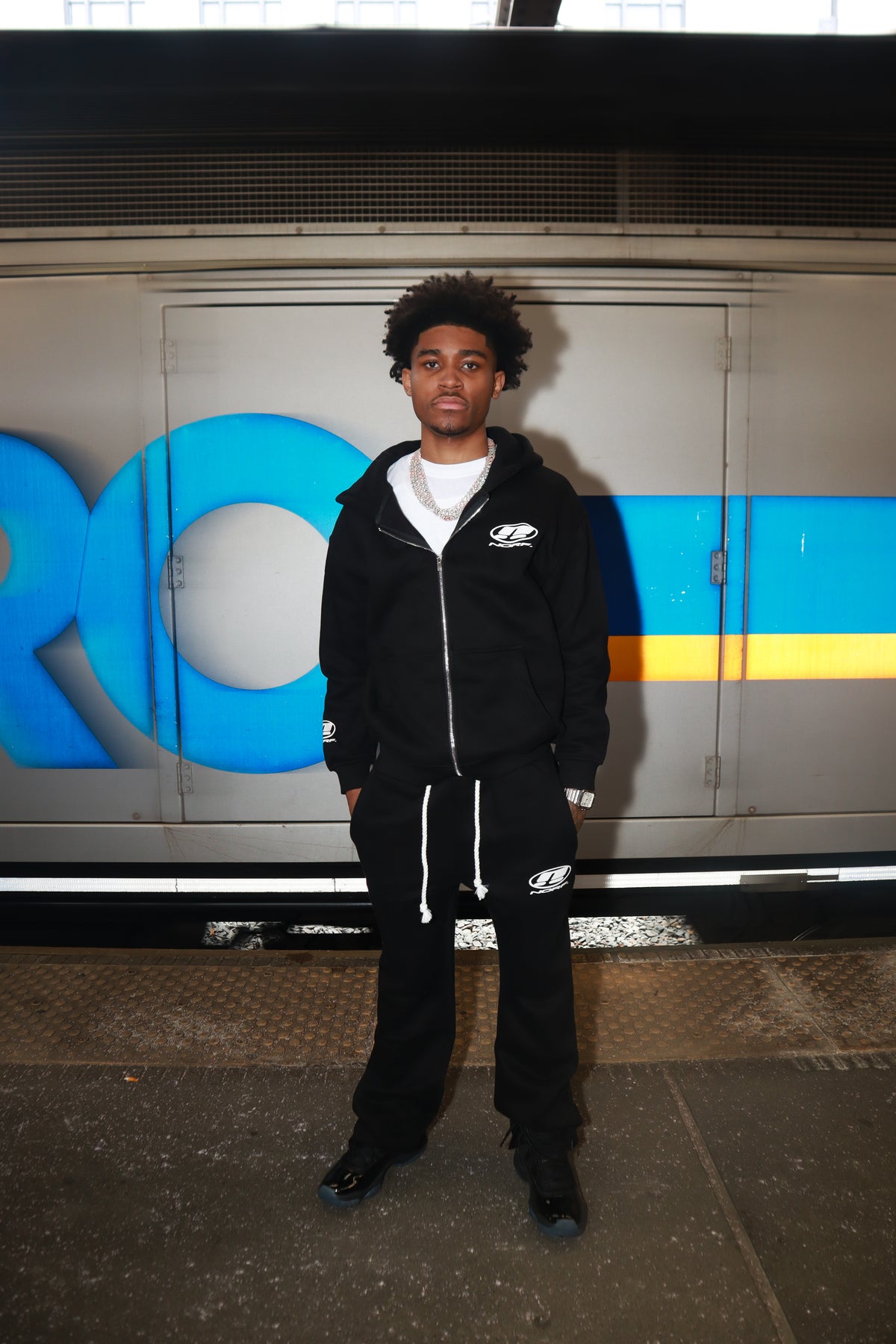BLACK SIGNATURE NORF HOODIE SET